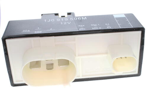 Relay, radiator fan castor