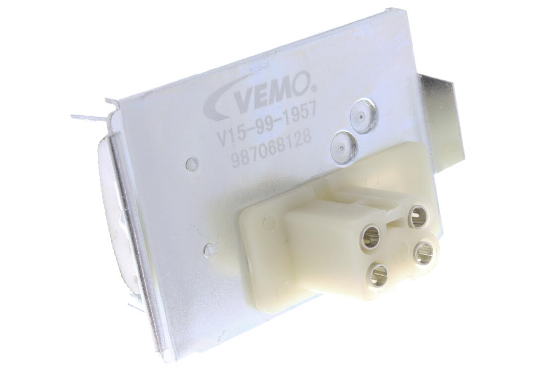 VEMO Regulator, passenger compartment fan