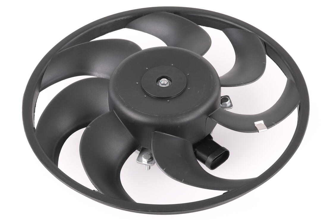 Fan for  engine cooling